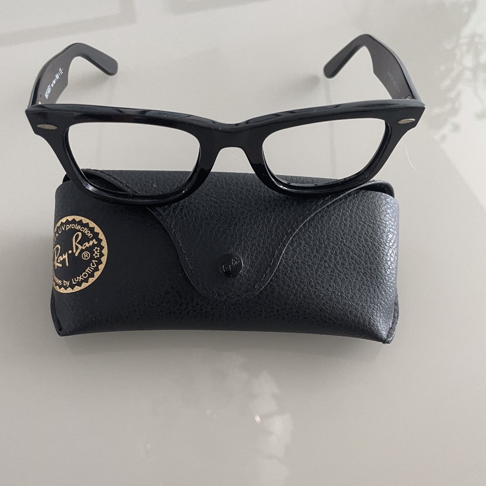 Ray Ban 2140 Original Wayfarer Frames - Shiny Black- 50 millimeters